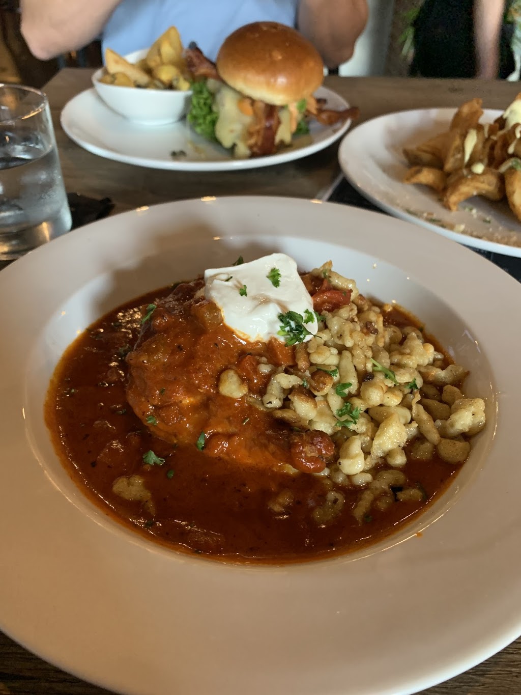 Barrel & Vine | restaurant | 206 Main St, Lemont, IL 60439, USA | 6303128687 OR +1 630-312-8687