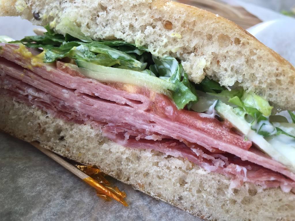 The Bakery - Pelee Island | restaurant | 5 N Shore Rd, Pelee Island, ON N0R 1M0, Canada | 5197242321 OR +1 519-724-2321