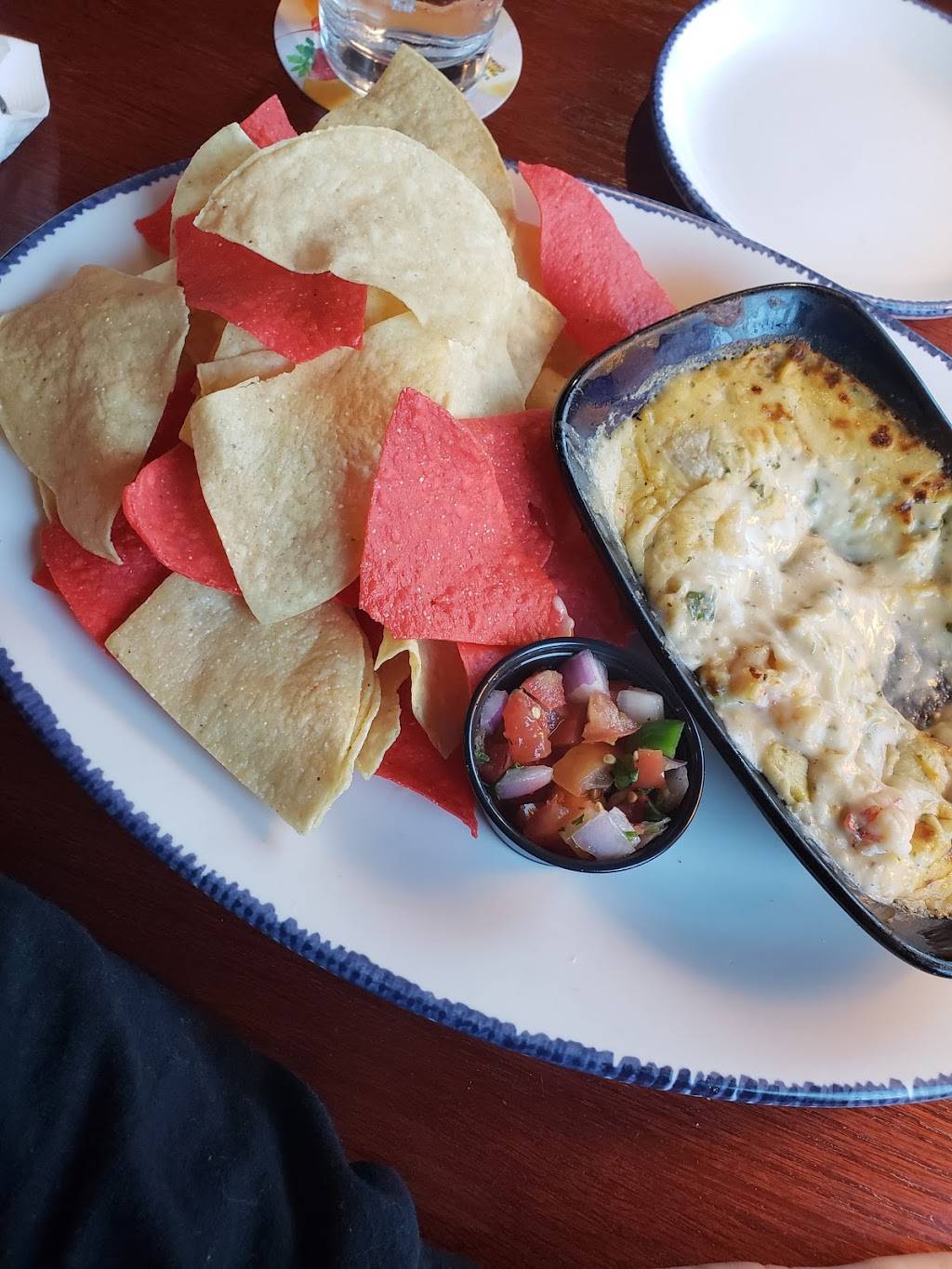 Red Lobster | restaurant | 304 A Western Blvd, Jacksonville, NC 28546, USA | 9103539454 OR +1 910-353-9454