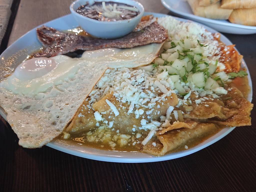 Tamales Alberto Echo Park | restaurant | 1630 Sunset Blvd, Los Angeles, CA 90026, USA | 2135720154 OR +1 213-572-0154