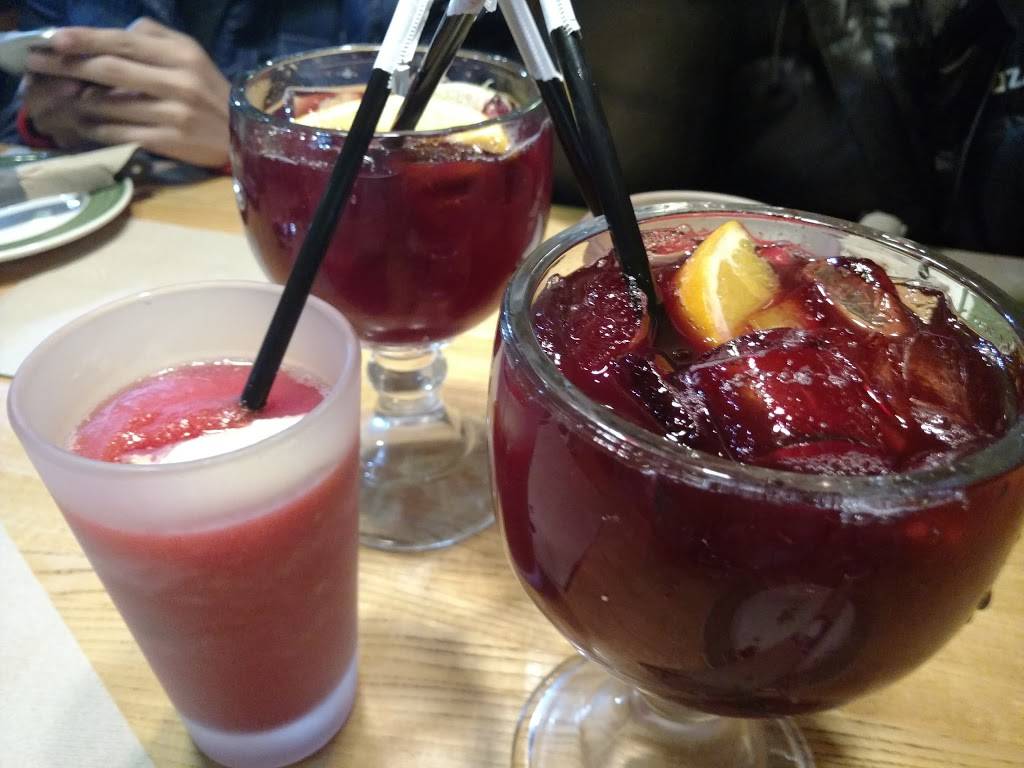 Applebees Grill + Bar | restaurant | 3145 Middle Country Rd, Lake Grove, NY 11755, USA | 6314672445 OR +1 631-467-2445