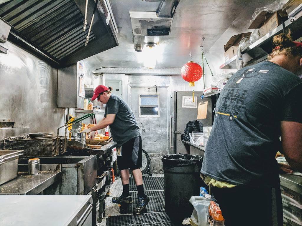 The Big Cheeze | restaurant | 419 N Walnut St, Bloomington, IN 47404, USA | 3179088300 OR +1 317-908-8300