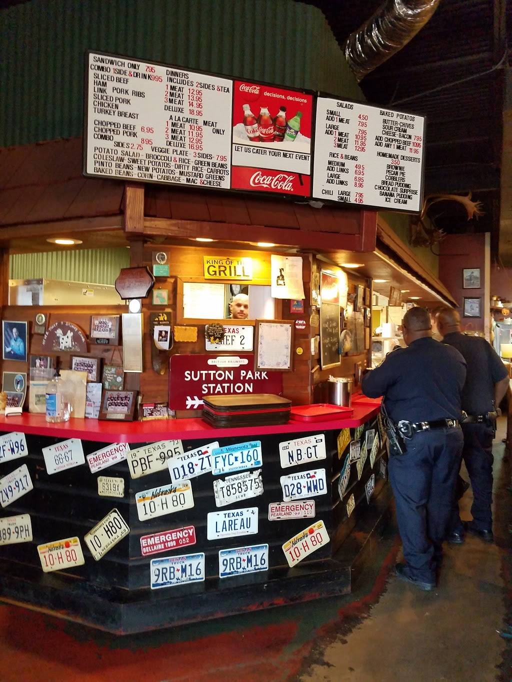 Central Texas Bar-B-Q | restaurant | 8101 Airport Blvd #39, Houston, TX 77061, USA | 7136413360 OR +1 713-641-3360