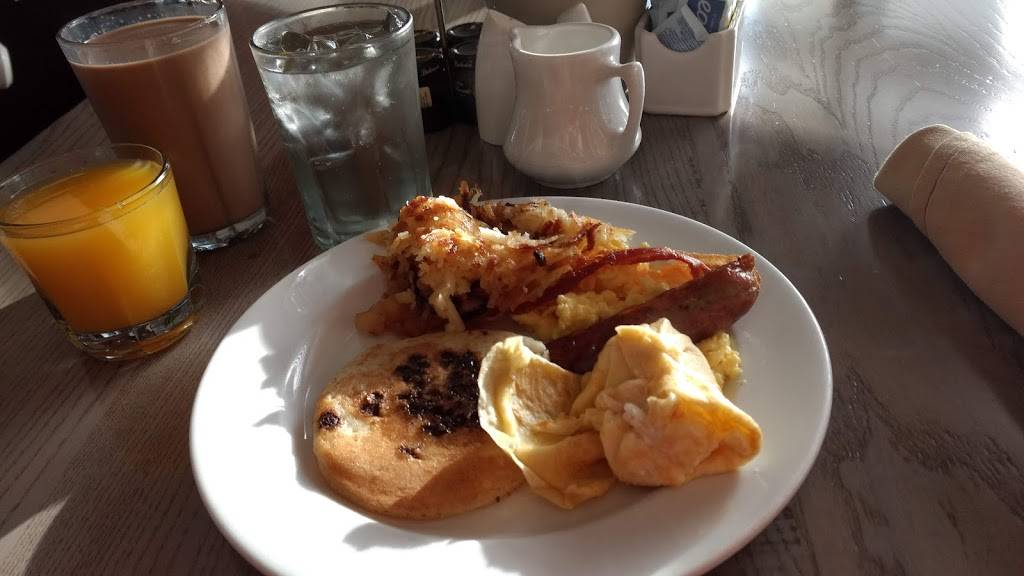 Broadwells | restaurant | 852 Gulf Shore Blvd N, Naples, FL 34102, USA | 2394354347 OR +1 239-435-4347