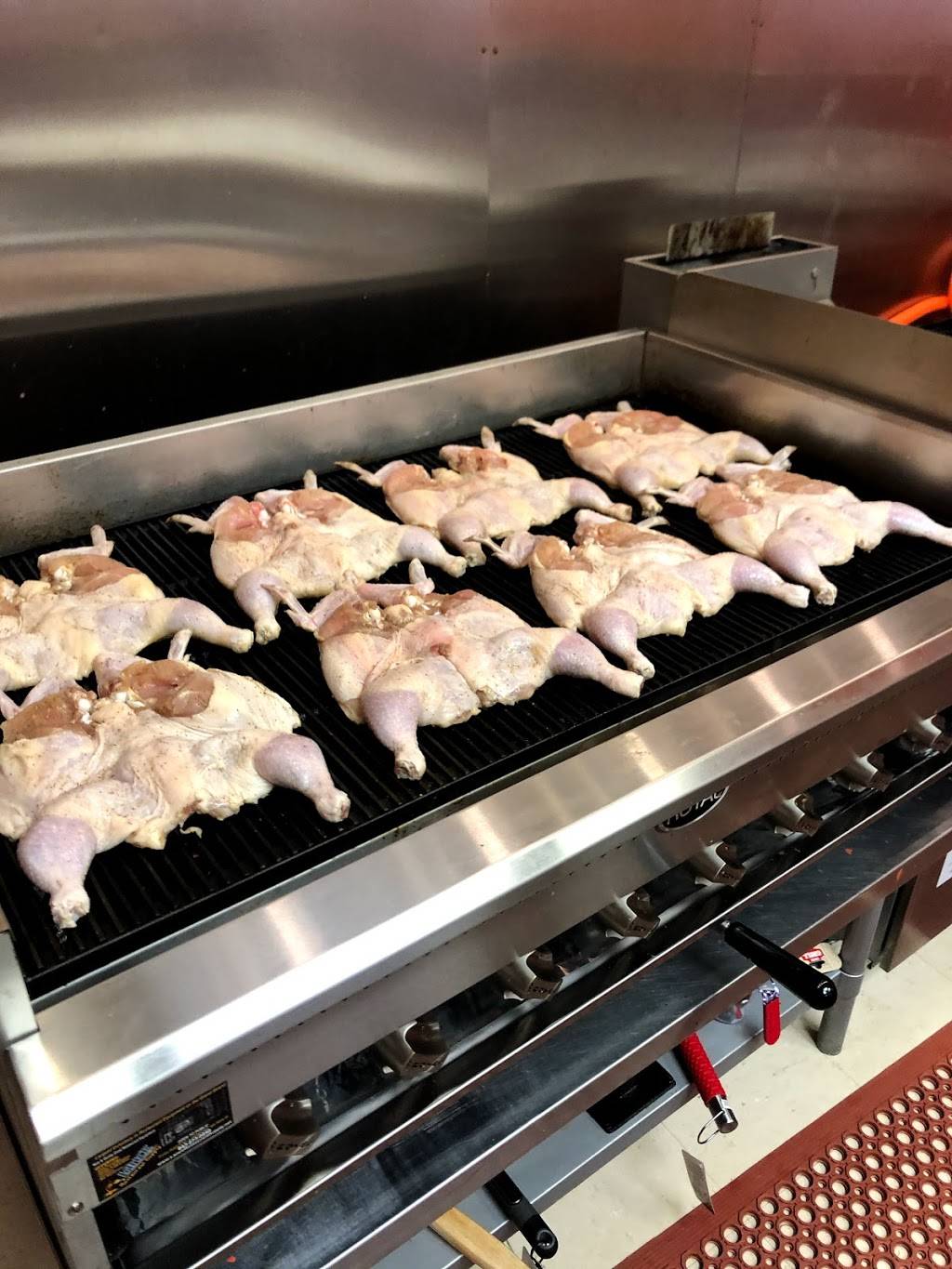 Crazy Pollo Grill | restaurant | 2507 Forestbrook Rd, Myrtle Beach, SC 29588, USA | 8432369898 OR +1 843-236-9898