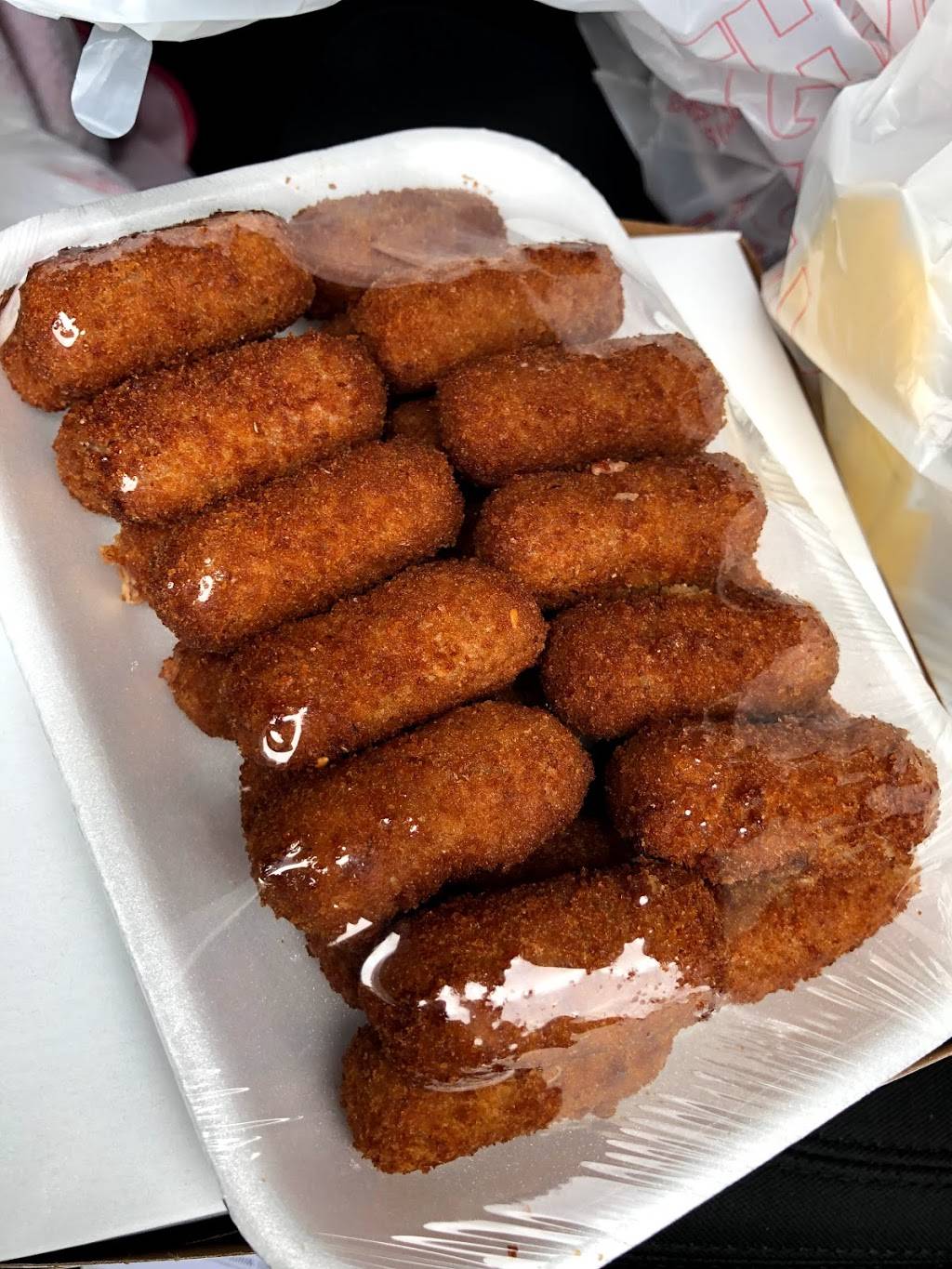 Luis Bakery Bar & Grill | restaurant | 2708 Santa Barbara Blvd, Cape Coral, FL 33914, USA | 2396737081 OR +1 239-673-7081