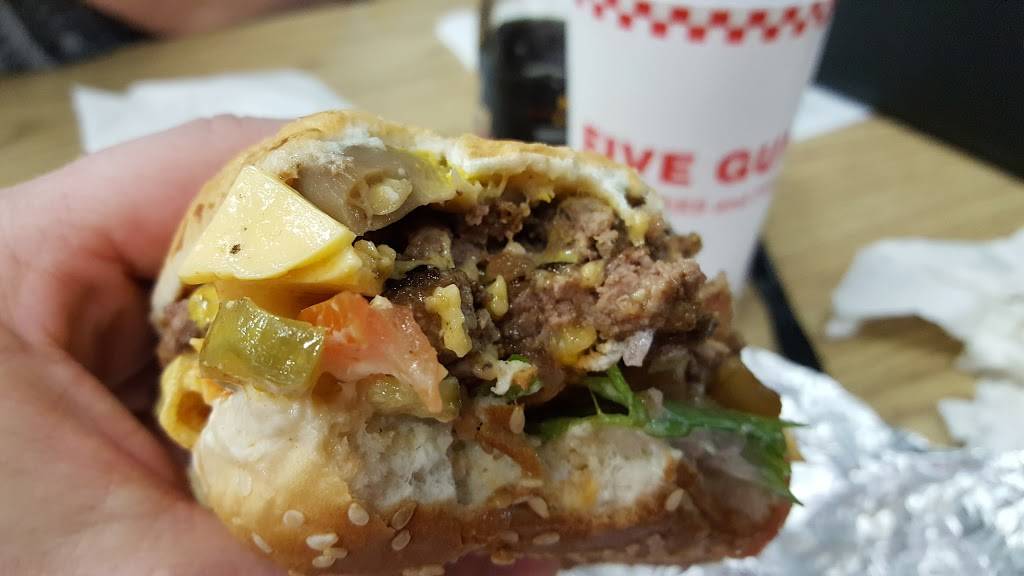 Five Guys | meal takeaway | 2100 Union Ave, Memphis, TN 38104, USA | 9015524017 OR +1 901-552-4017