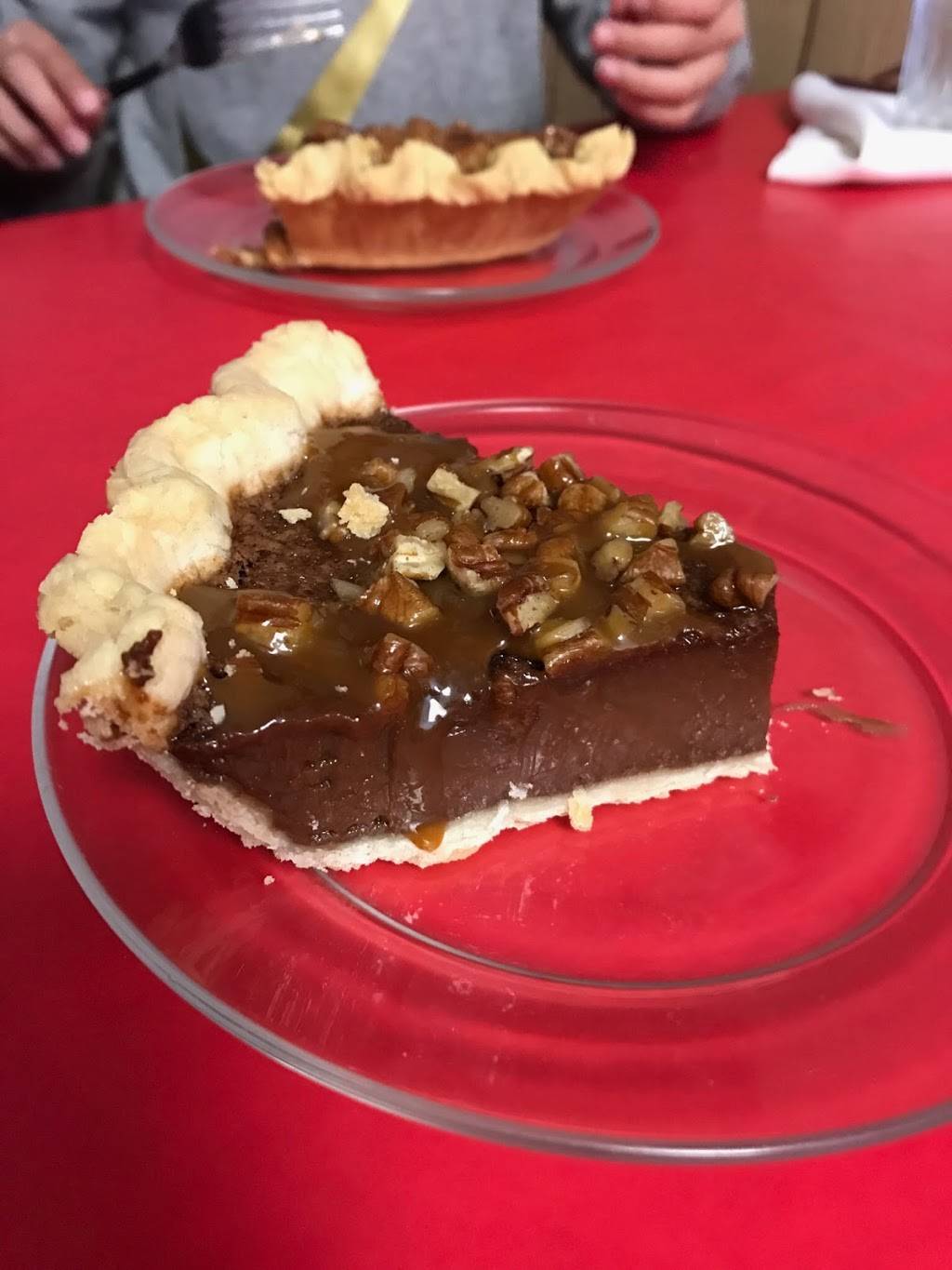 Aint Just Pie Too | restaurant | 108 E Main St, Quinlan, TX 75474, USA | 9033562233 OR +1 903-356-2233