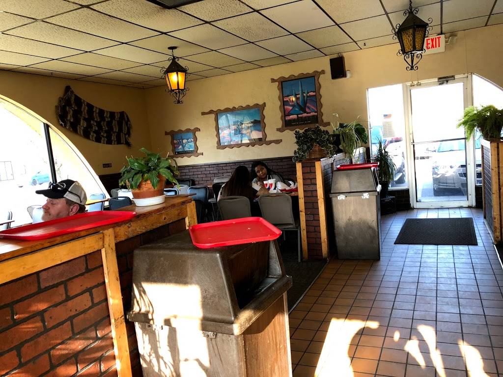 Taco Casita | restaurant | 2001 Wabash Ave, Terre Haute, IN 47807, USA | 8122324439 OR +1 812-232-4439