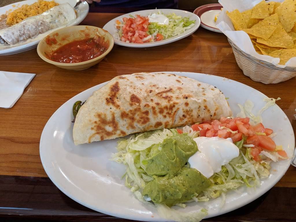 El Patio Mexican Restaurant | restaurant | 2891 E Big Beaver Rd, Troy, MI 48083, USA | 2485280106 OR +1 248-528-0106