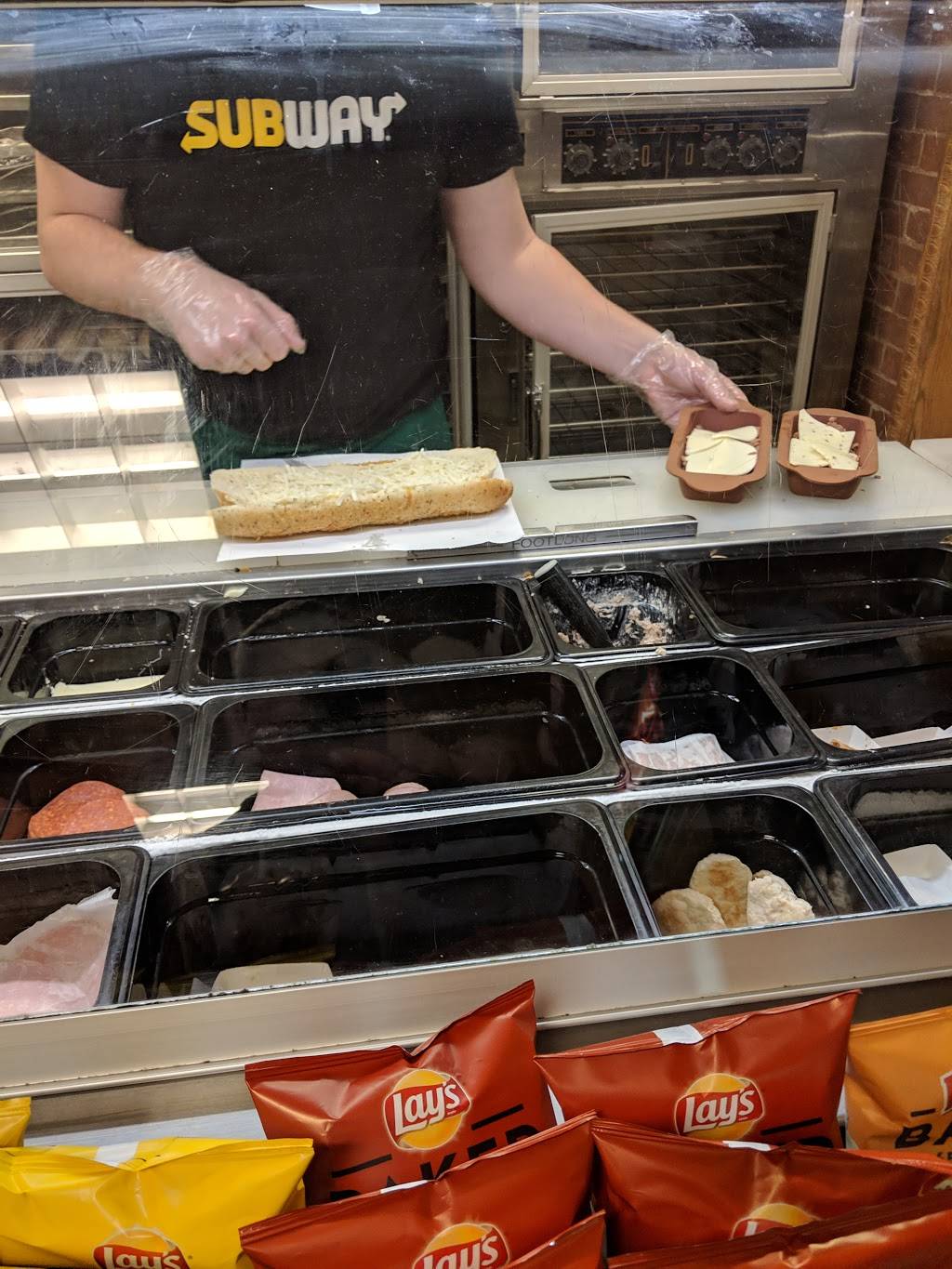 Subway | restaurant | 748 S Jefferson Ave, Lebanon, MO 65536, USA | 4175882111 OR +1 417-588-2111