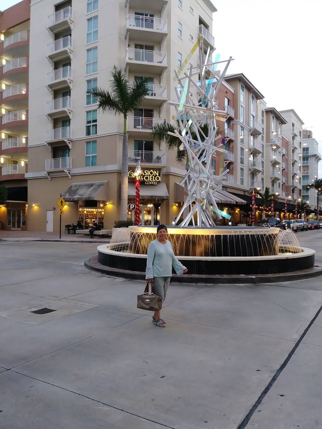 Basil Thai | restaurant | 7535 N Kendall Dr #1360, Miami, FL 33156, USA | 3054761611 OR +1 305-476-1611