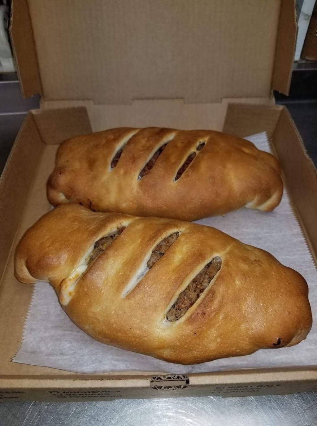 Mikeys Subs & Stuff | restaurant | 1240 PA-168, Georgetown, PA 15043, USA | 7245731220 OR +1 724-573-1220