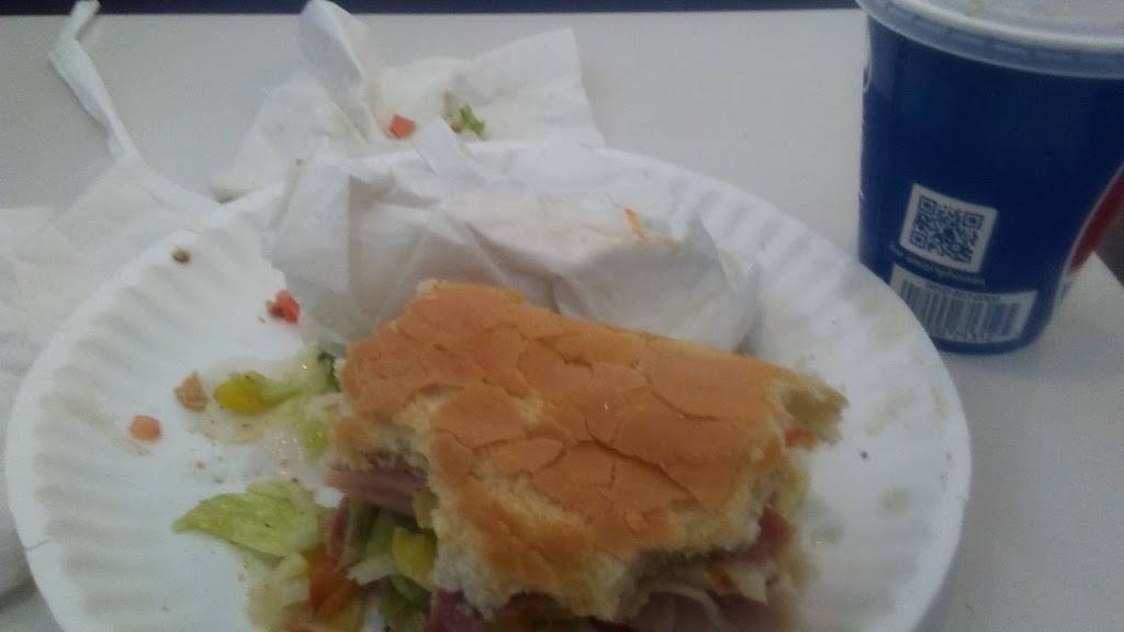 Mr Pizza | restaurant | 1204 E Washington St, New Castle, PA 16101, USA | 7246586603 OR +1 724-658-6603