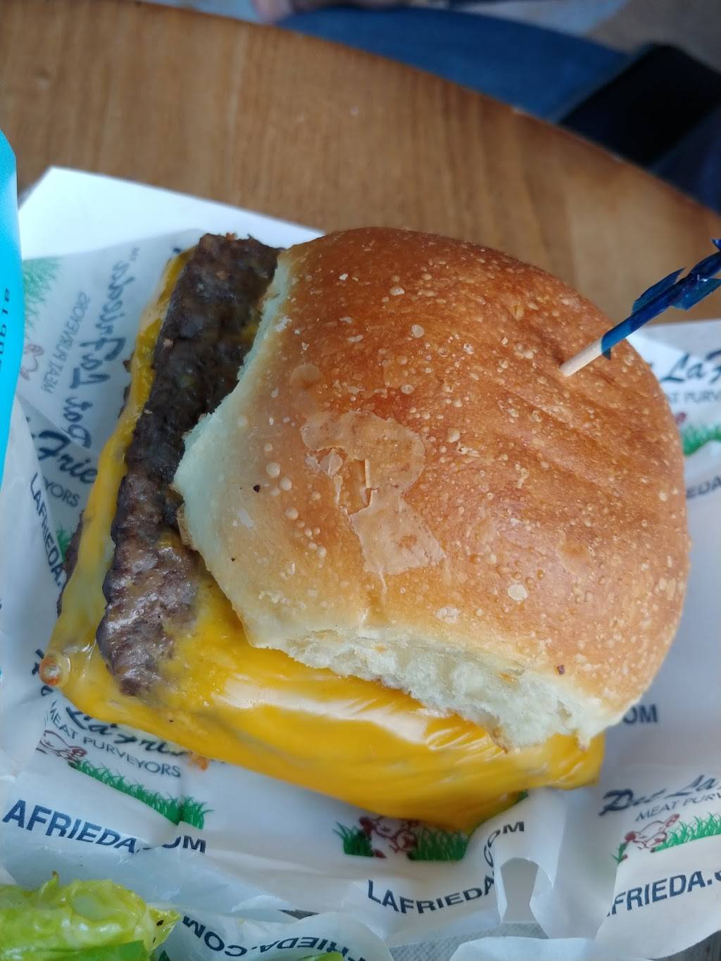 Pat Lafrieda | restaurant | 2 Pennsylvania Plaza, New York, NY 10121, USA | 2122796328 OR +1 212-279-6328