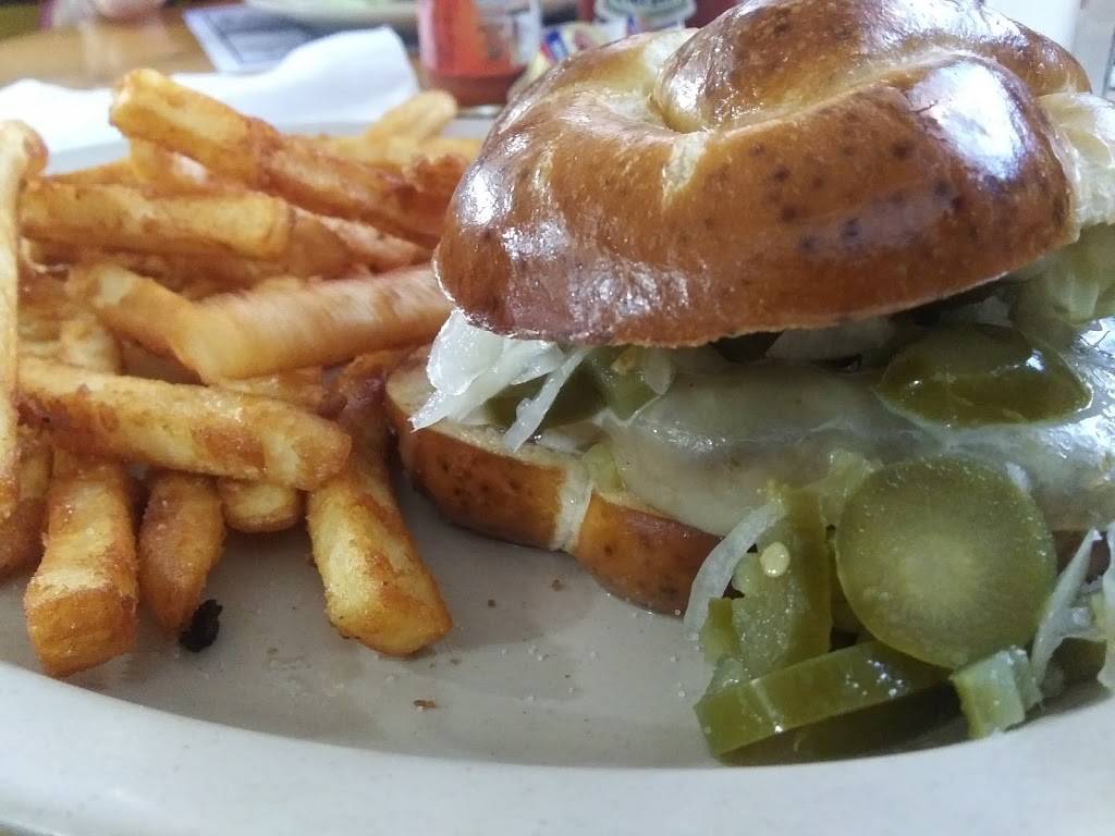 Mainstreet Cafe | restaurant | 40 S Elk St, Sandusky, MI 48471, USA | 8106482320 OR +1 810-648-2320