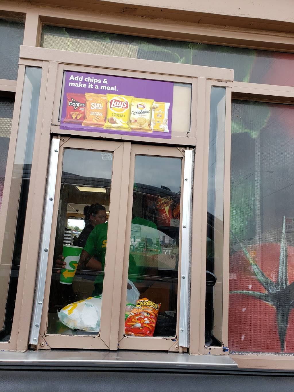 Subway | meal takeaway | 315 Southwest Blvd, Kansas City, KS 66103, USA | 9133842939 OR +1 913-384-2939