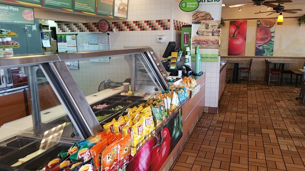 Subway | restaurant | Shilo Plaza, 3035 S Shiloh Rd Ste 103, Garland, TX 75041, USA | 9722717827 OR +1 972-271-7827