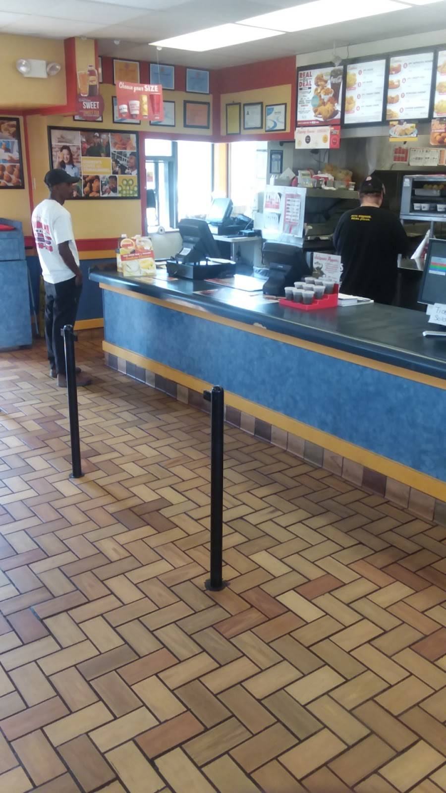 Churchs Chicken | restaurant | 4205 Market St, Wilmington, NC 28403, USA | 9107637497 OR +1 910-763-7497