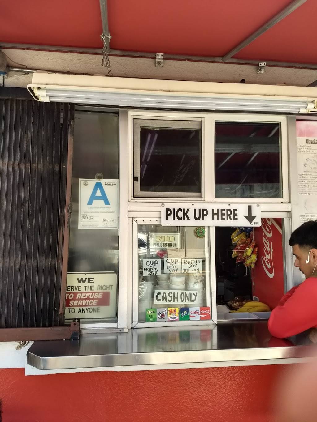 Happy Dogs | restaurant | 6235 Van Nuys Blvd, Van Nuys, CA 91401, USA | 8189890193 OR +1 818-989-0193