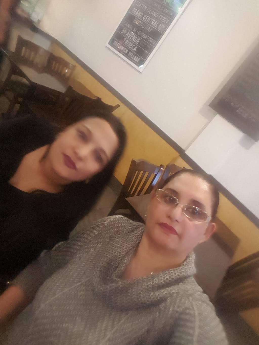 Romeos Pizza | restaurant | 322 Dogwood Ave, Franklin Square, NY 11010, USA | 5164816630 OR +1 516-481-6630