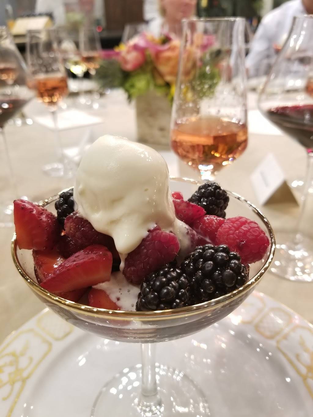 In The Kitchen with Bob Waggoner | restaurant | 164 Market St, Charleston, SC 29401, USA | 8436197529 OR +1 843-619-7529