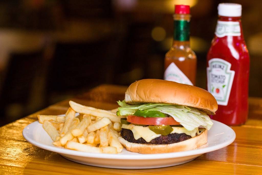 Sideliners Grill | restaurant | 15630 Henderson Pass, San Antonio, TX 78232, USA | 2104040121 OR +1 210-404-0121