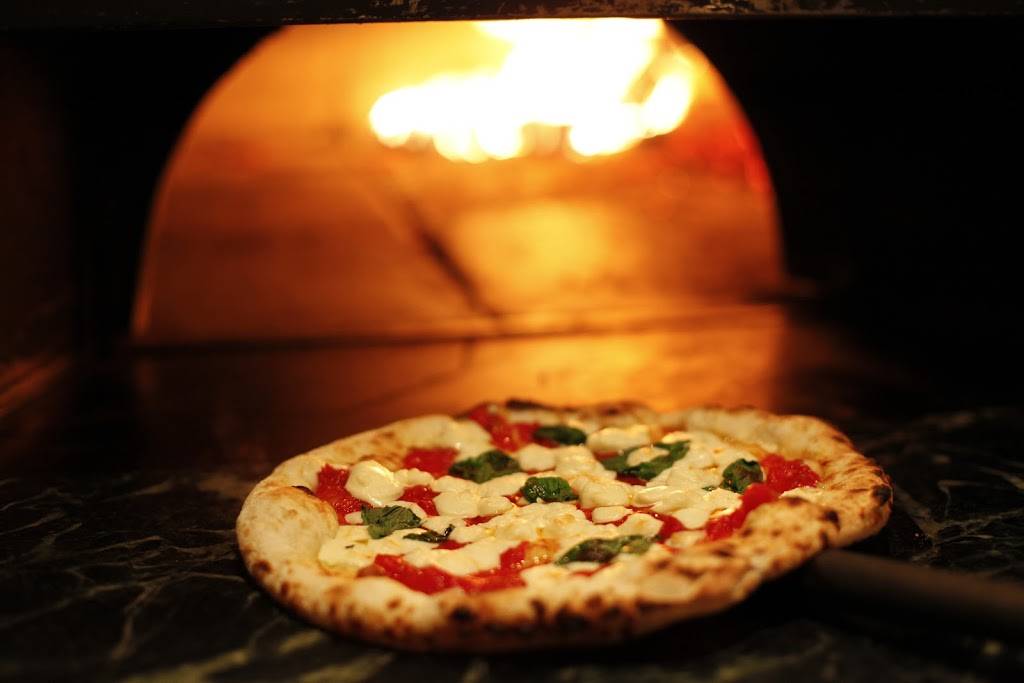 Harvest Kitchen | Bar | restaurant | 400 W Waterman St, Wichita, KS 67202, USA | 3166136300 OR +1 316-613-6300