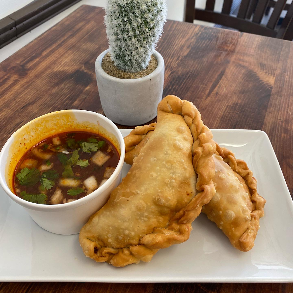 Canelitas Horchateria and Cafe | bakery | 10764 US-1 #10764, Port St. Lucie, FL 34952, USA | 7726262641 OR +1 772-626-2641