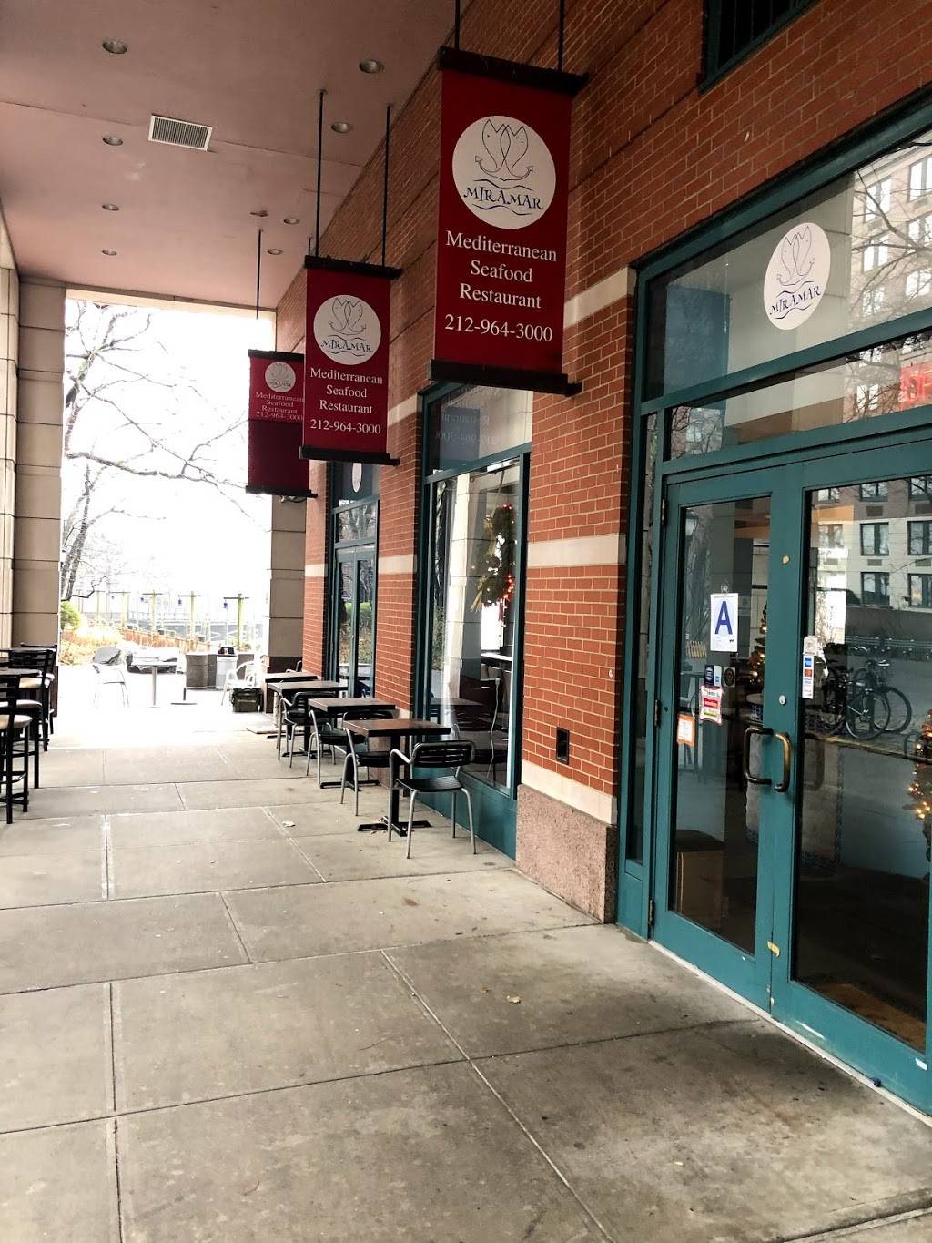 Miramar | restaurant | 21 South End Ave, New York, NY 10280, USA | 2129643000 OR +1 212-964-3000