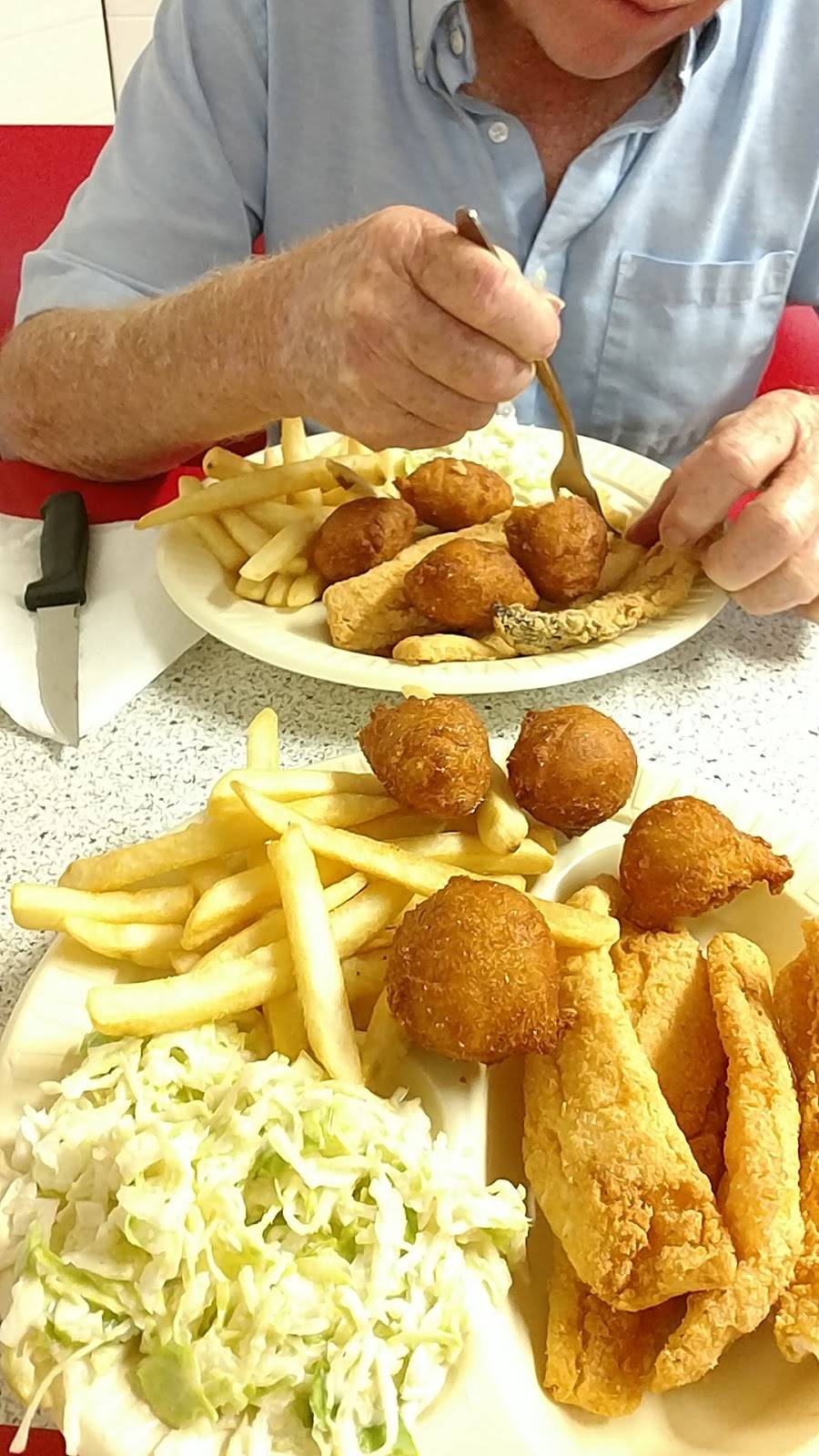 Bills Grill | restaurant | 5619 US-117 ALT, Wilson, NC 27893, USA | 2522391627 OR +1 252-239-1627