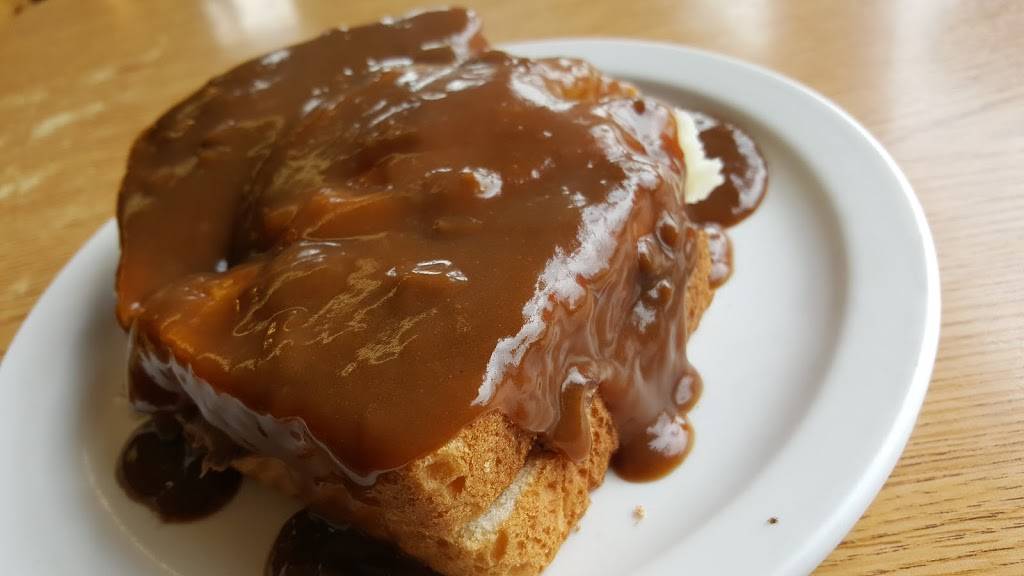 Cozy Cottage Cafe | restaurant | 300 Barclay Ave, Pine River, MN 56474, USA | 2185872588 OR +1 218-587-2588