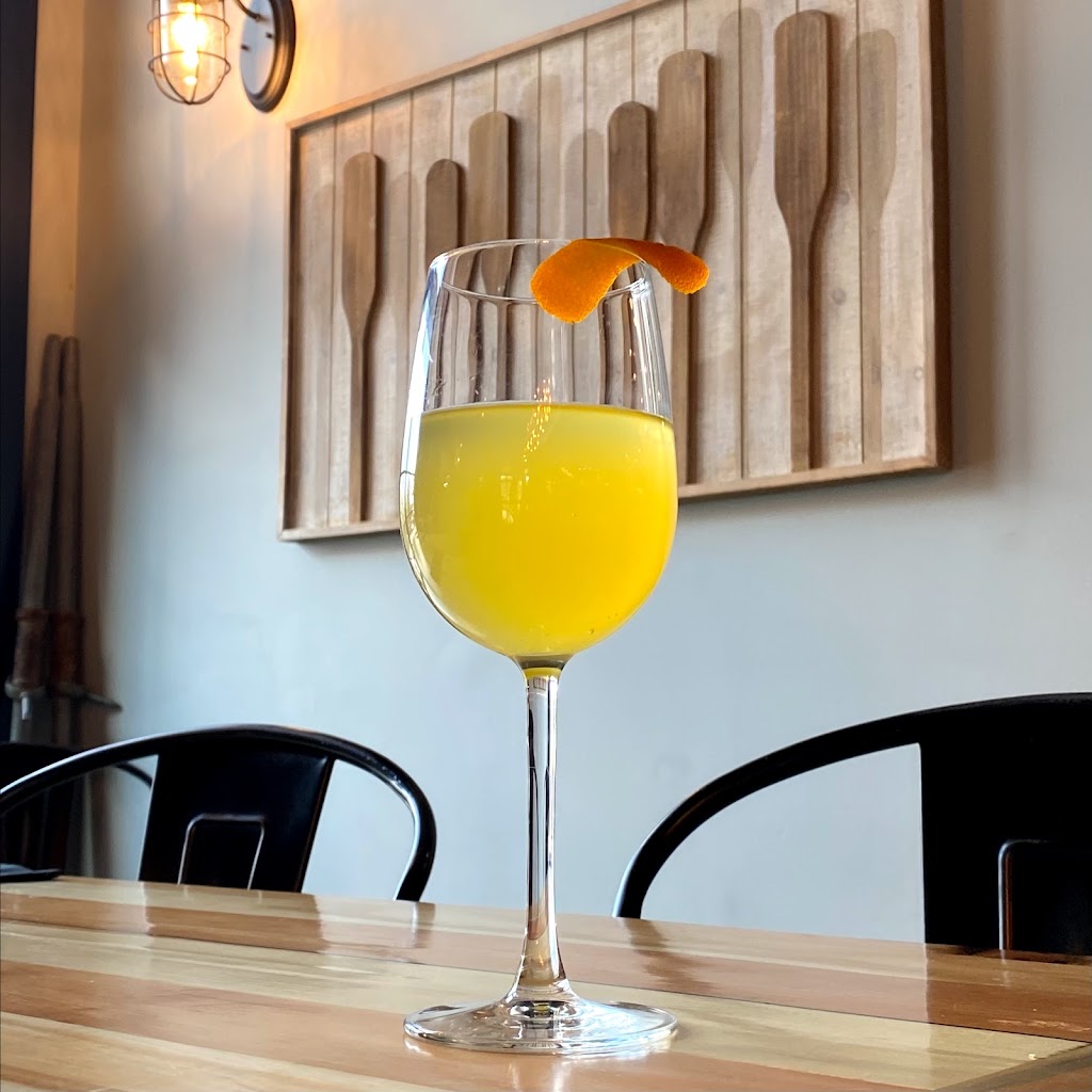 Portage Tap House | restaurant | 74 Carry Rd, Oquossoc, ME 04964, USA | 2078649404 OR +1 207-864-9404