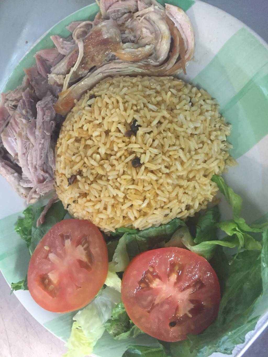 Nilsas Puerto Rican Bistro | restaurant | 9002 N 40th St, Tampa, FL 33604, USA | 8133029967 OR +1 813-302-9967