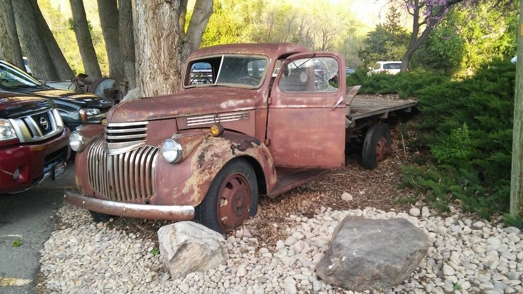 Timbermine Steakhouse | restaurant | 1701 Park Blvd, Ogden, UT 84401, USA | 8013932155 OR +1 801-393-2155