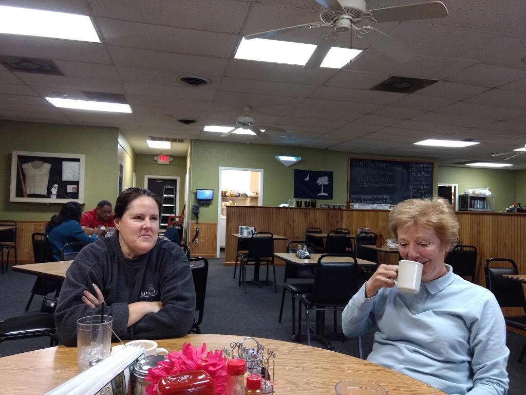 Guignard Diner | restaurant | 439 N Guignard Dr, Sumter, SC 29150, USA | 8034185532 OR +1 803-418-5532