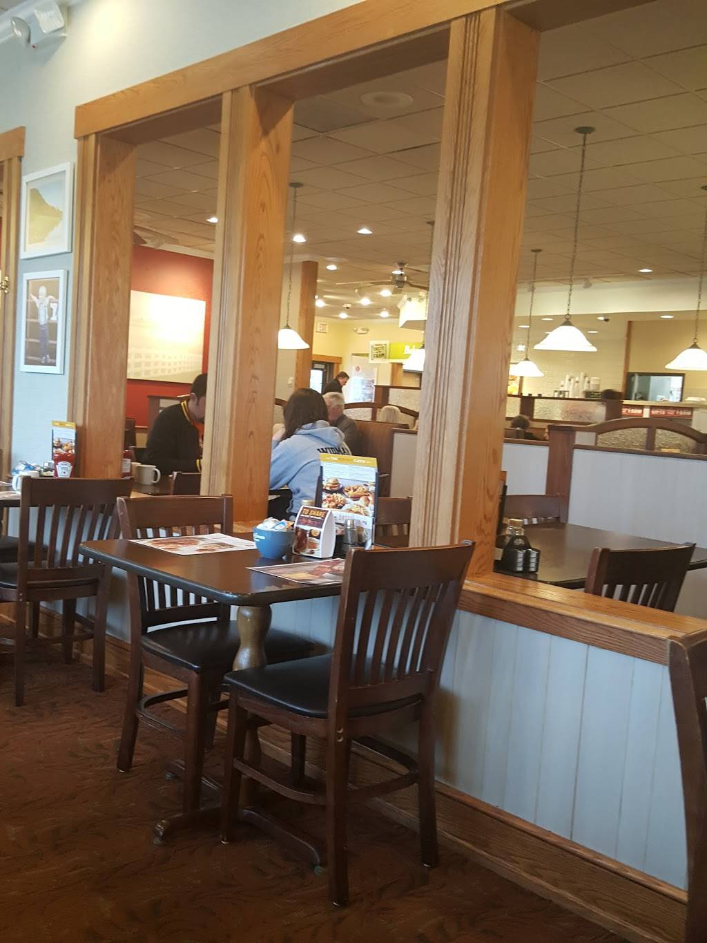Bob Evans | restaurant | 23 Huber Village Blvd, Westerville, OH 43081, USA | 6148953353 OR +1 614-895-3353