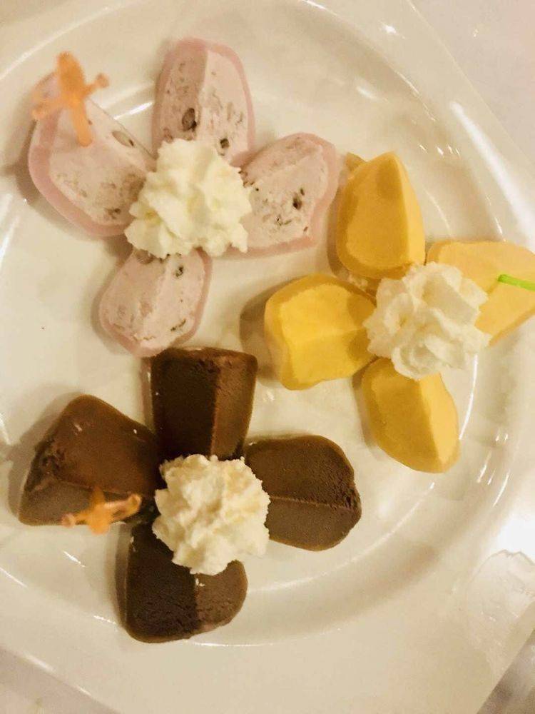 Night Fish Sushi and Asian Cuisine | restaurant | 1421 W Chicago Ave, Chicago, IL 60642, USA | 3123743988 OR +1 312-374-3988