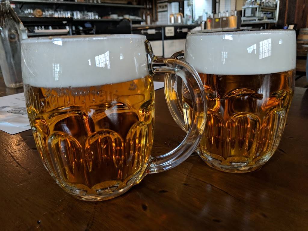 Queen Anne Beerhall | restaurant | 203 W Thomas St, Seattle, WA 98119, USA | 2066594043 OR +1 206-659-4043