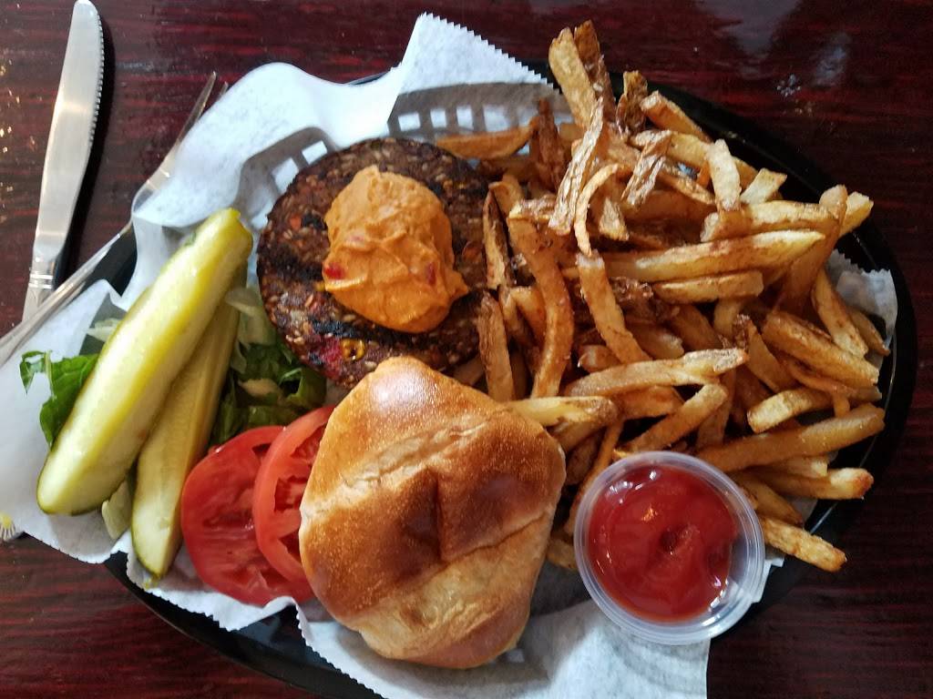 Stephens On Court | restaurant | 66 N Court St, Athens, OH 45701, USA | 7405947132 OR +1 740-594-7132