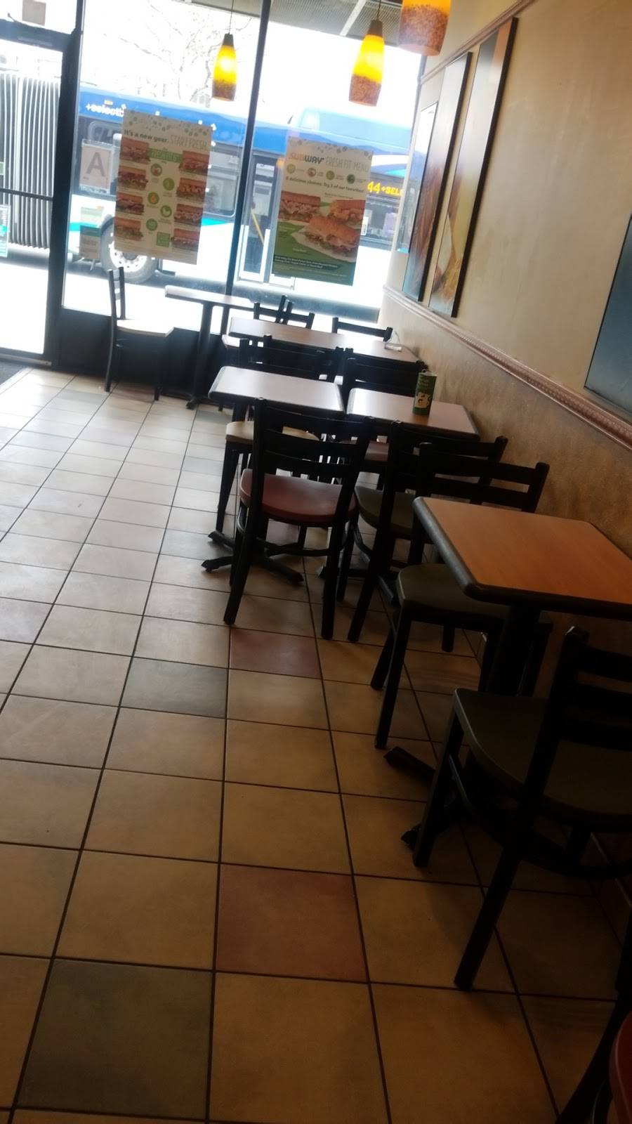 Subway Restaurants | restaurant | 138-05 Queens Blvd, Briarwood, NY 11435, USA | 7188801340 OR +1 718-880-1340