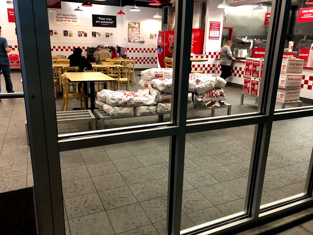 Five Guys | meal takeaway | 205 Thomas Rd, West Monroe, LA 71291, USA | 3188555982 OR +1 318-855-5982