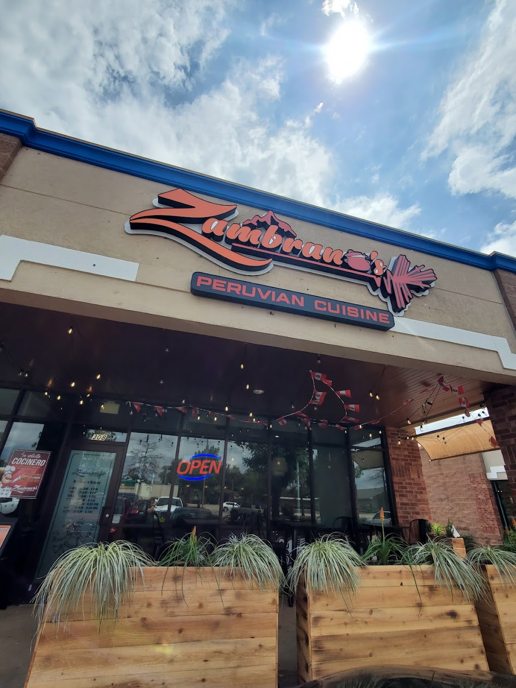 Zambranos Peruvian Cuisine | restaurant | 308 W Edmond Rd, Edmond, OK 73003, USA | 4059063782 OR +1 405-906-3782