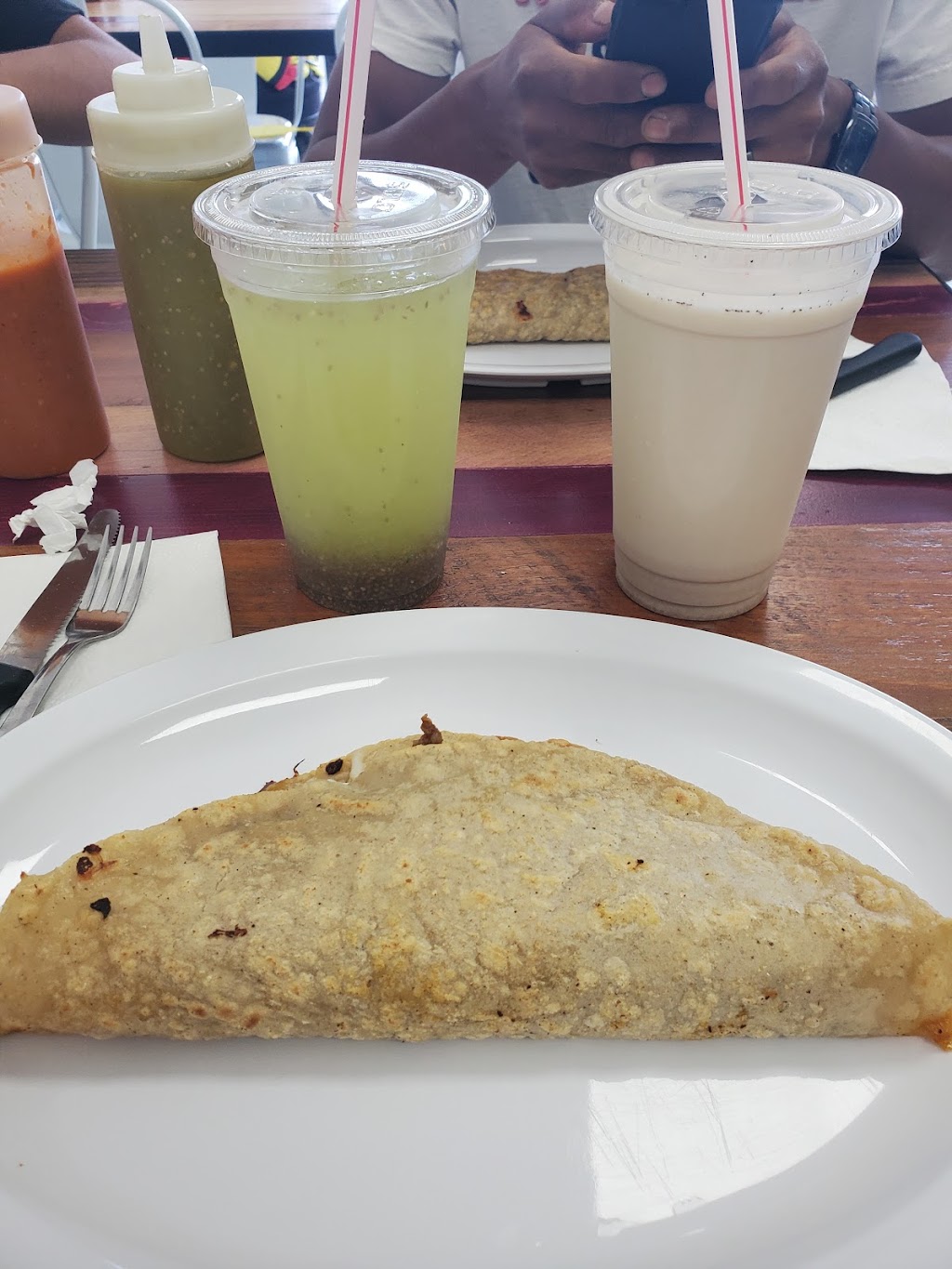 Deleite Ice Cream & Homemade Food | restaurant | 5413 W 79th St, Burbank, IL 60459, USA | 7085814473 OR +1 708-581-4473