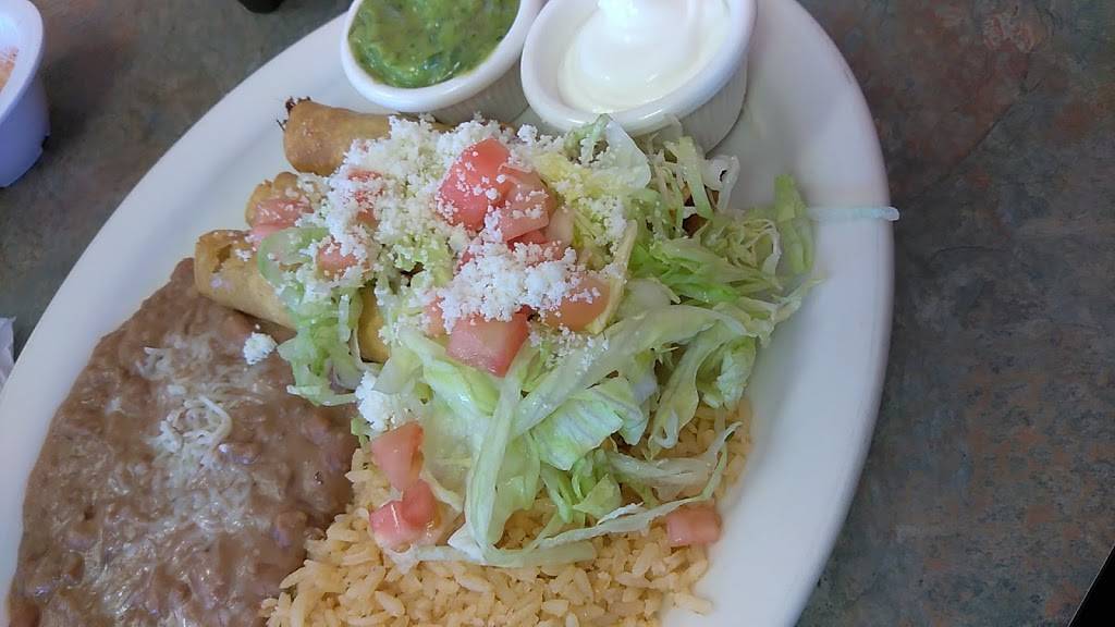 El Serrano Mexican Gril | restaurant | 3818 East Cesar E Chavez Avenue, Los Angeles, CA 90063, USA | 3235309085 OR +1 323-530-9085