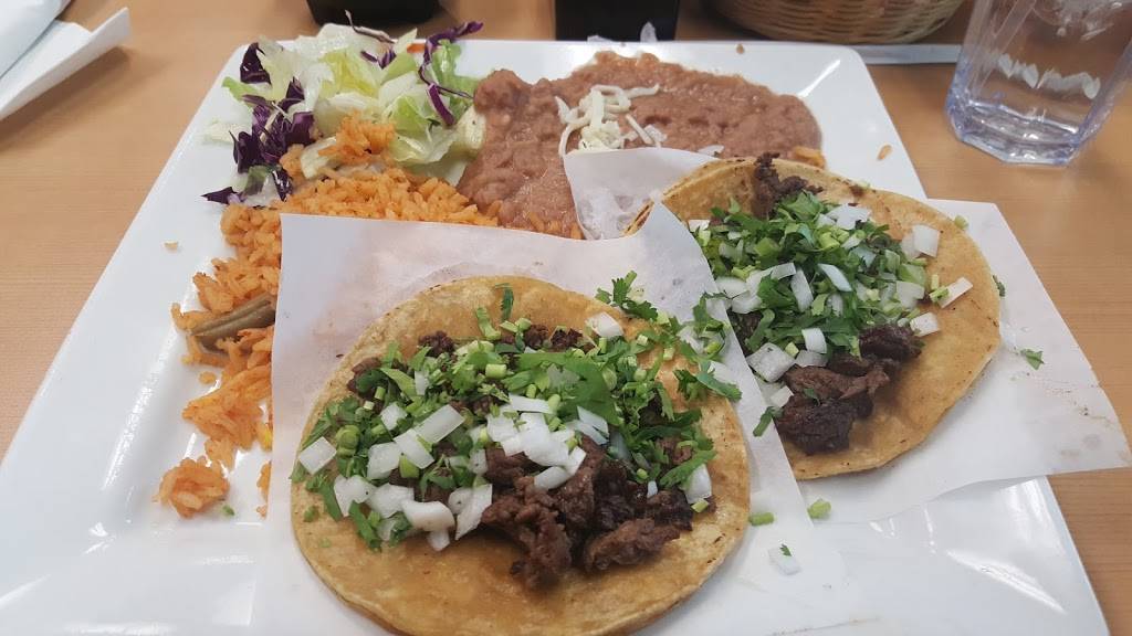 Guacamole Restaurant | restaurant | 15275 101st Ave, Dyer, IN 46311, USA | 2193653925 OR +1 219-365-3925