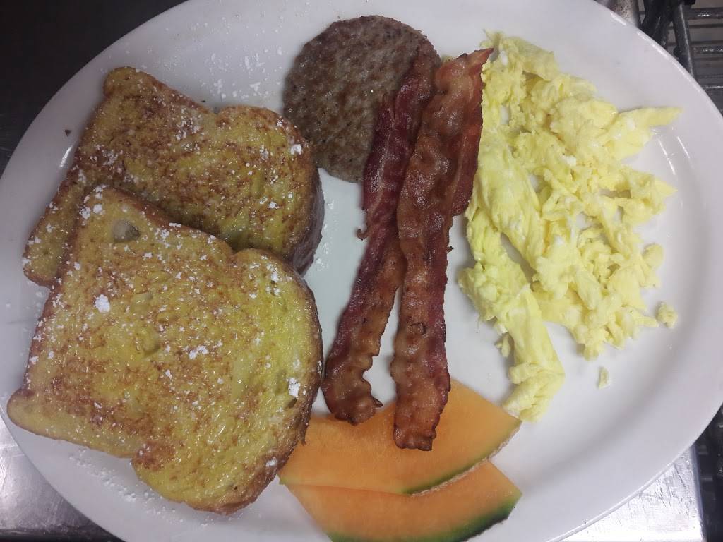 Umpas Diner | restaurant | 1115 N Courtenay Pkwy, Merritt Island, FL 32953, USA | 3214543422 OR +1 321-454-3422