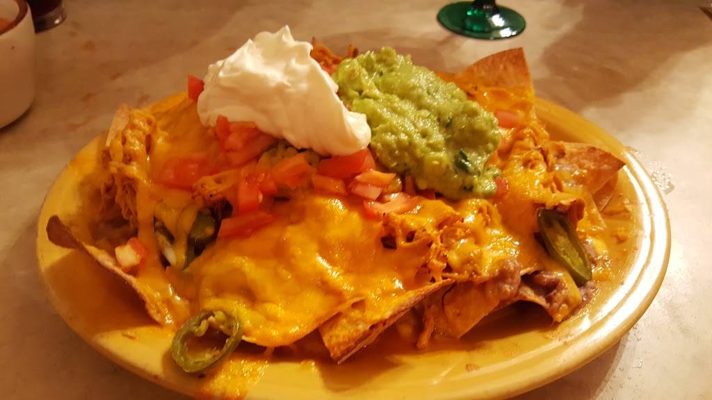 La Sierra | restaurant | 2449, 2331 Pacific Ave, Forest Grove, OR 97116, USA | 5039928980 OR +1 503-992-8980