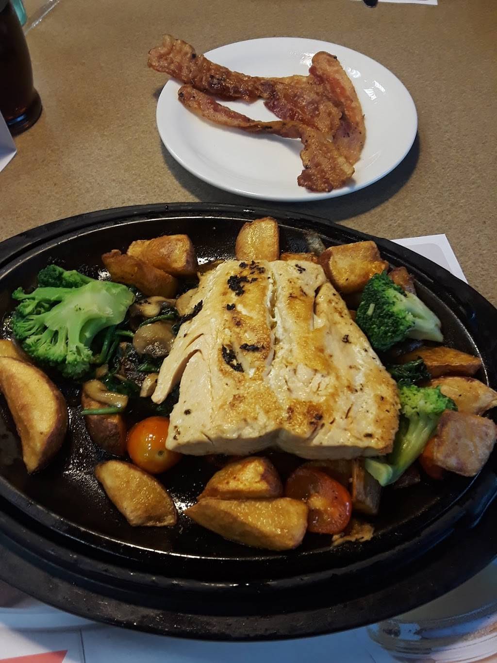 Dennys | restaurant | 5321 W Baltimore Pike, Clifton Heights, PA 19018, USA | 6102591283 OR +1 610-259-1283