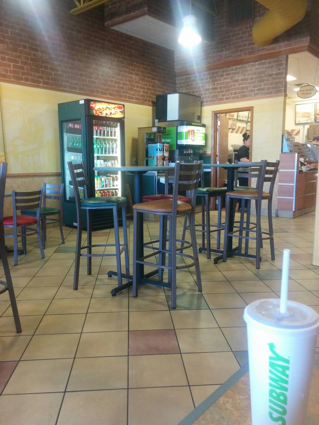 Subway Restaurants | restaurant | 2400 Meacham Blvd D, Fort Worth, TX 76106, USA | 8176243215 OR +1 817-624-3215